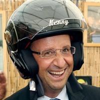 hollande et son casque (vignette)