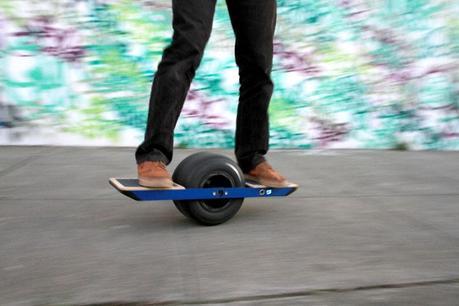 one wheel8 Onewheel, un skateboard motorisé a une roue