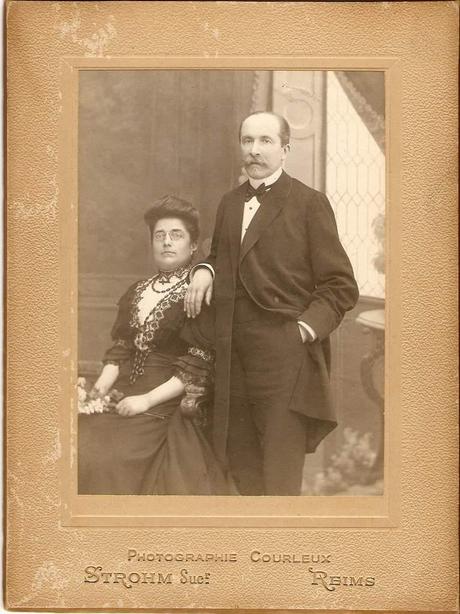 1900 - Claire DAMVILLE (1864 Vern + 1915 Reims) et Albert DENONCIN (1852 Reims + 1924 Reims)