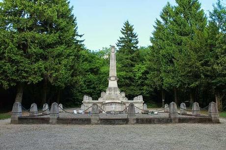 Monument du Bois d'Ailly