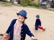 Photographe enfant famille Bretagne séance photos mise scène Saint-Malo Calixte Aliette
