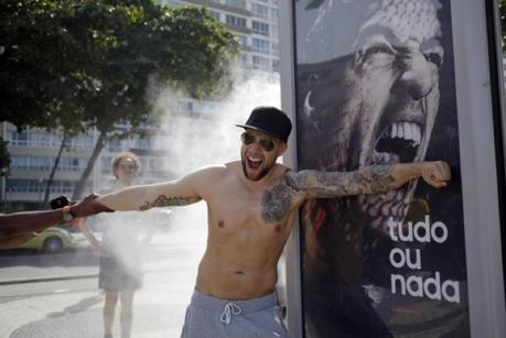Au Brésil, la publicité adidas de Luis Suarez devient une attraction touristique!