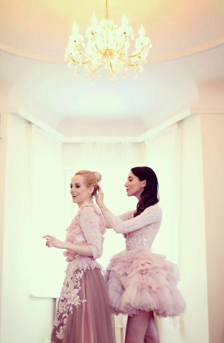 fabulous-muses_diana-enciu_alina-tanasa_pink-dress-copie-3.JPG