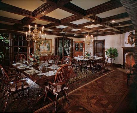 Neverland-house-Dining-room-neverland-valley-ranch-19500496-670-555