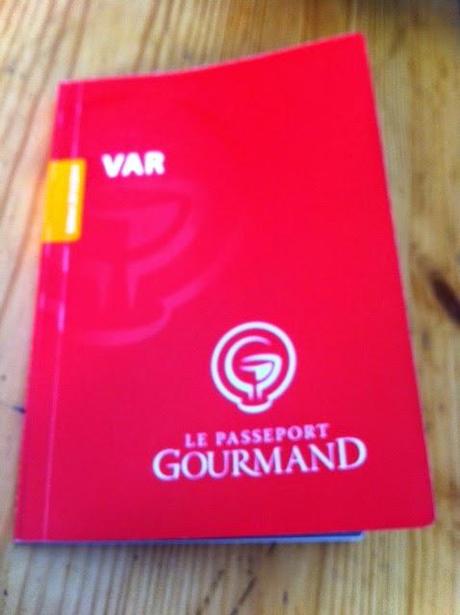 Le Passeport Gourmand - Le Petit Livre Rouge des Gourmands