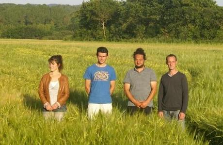 De gauche à droite, Sandrine Le Feur (trésorière), Eddie Hameury (président), Pierre Gualandi (vice-président) et Alain Le Bris (secrétaire). Crédit, Elocop. De gauche à droite, Sandrine Le Feur (trésorière), Eddie Hameury (président), Pierre Gualandi (vice-président) et Alain Le Bris (secrétaire). Crédit, Elocop.