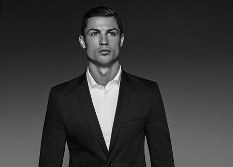 Ronaldo lance une collection de chemises