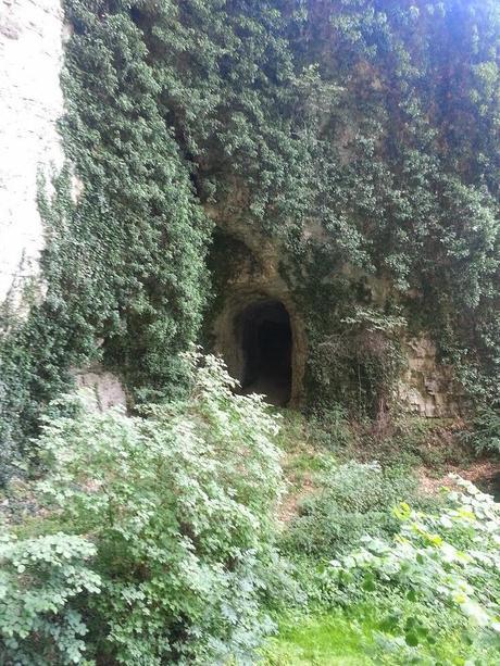 Un petit tour dans les Grottes de la Balme!