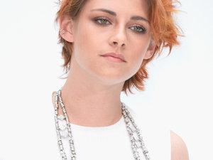 Kristen Stewart : Chanel