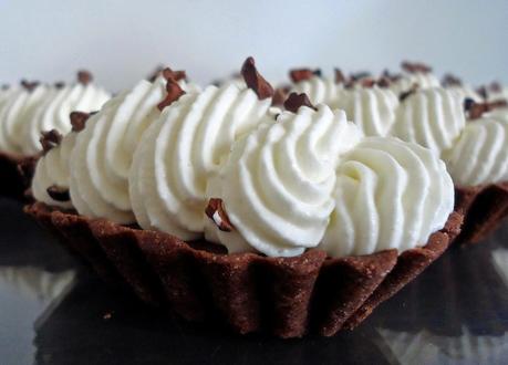 Tartelettes ganache tonka et Chantilly
