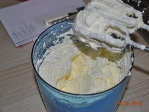 Bavarois fraise sur gelée d'ananas