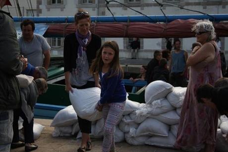 Port de Morlaix. Dix tonnes de sel livrées par la mer !