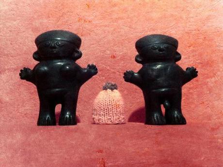 globe-t-bonnet-voyageur-travelling-winter-hat-pachamamapapa