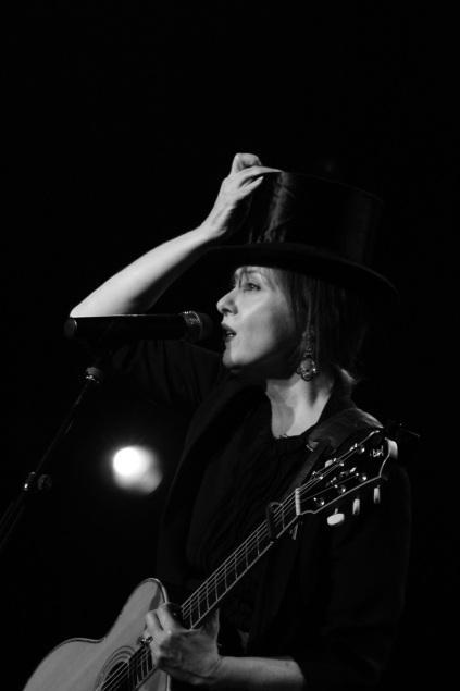 Suzanne Vega le 8 juillet 2014, Paris. (photo : Coralie Houillon)