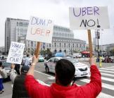 Les chauffeurs de taxi doivent servir les usagers et non courtiser les régulateurs