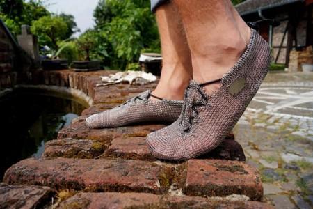 Chainmail-Running-Shoes