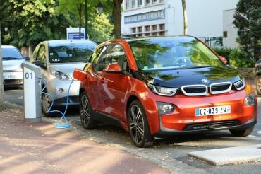 Les BMW i électriques maintenant rechargeables sur les bornes Autolib'