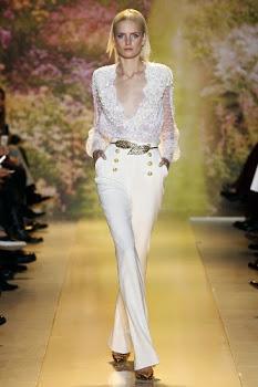 chemise en dentelle blanche chantilly pantalon marin blanc défilé printemps été 2014Haute couture Zuhair Murad 