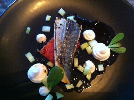 Maquereau grillé, pastèque, yuzu
