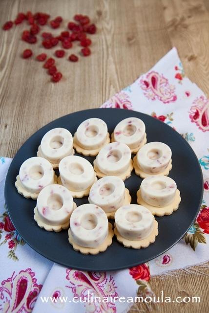 Sablé au chocolat blanc et canneberge