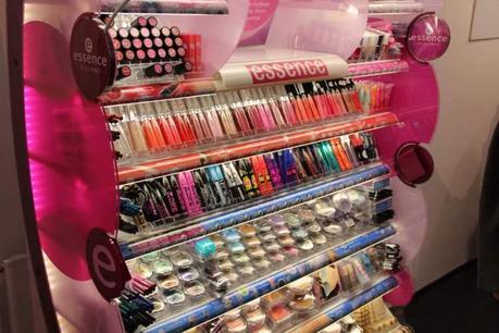 Découvrez la nouvelle marque de cosmétiques Essence photo 2 (3)