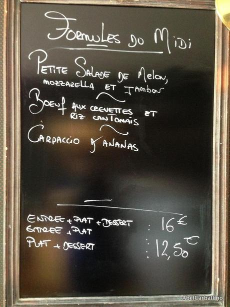 Pour les collègues qui n'ont pas la chance de visiter la France, des documents authentiques de cet été pour la classe.