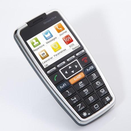 Smartphone Datacet D7000, le mobile aux services à la personne