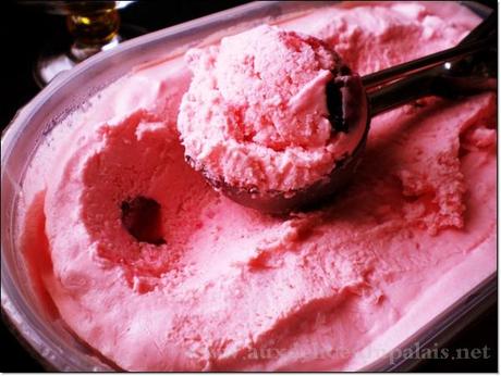 recette-glace-sans-sorbetiere-au-yaourtP1010606.JPG