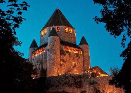 Evénement nocturne ! Le samedi 2 août, partez à la  découverte de la cité médiévale de Provins à la lueur des bougies!