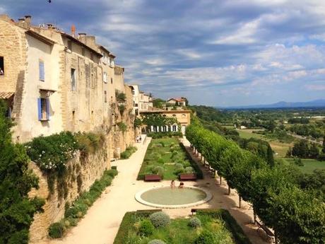 Le Lubéron pour se changer les idées (Lauris)