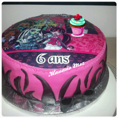 Cake Monster High