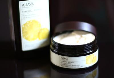 Cette semaine j'ai aimé.... ahava mineral botanic creme de douche velours beurre corporel nourrissant anans pêche avis test