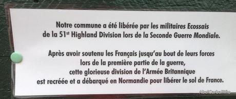 St. Pierre sur Dives a été libérée peu après le débarquement de Normandie en 1944 par une division écossaise, la 51 Highland Division.