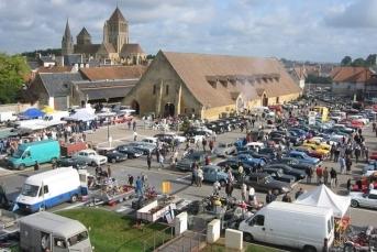 Saint Pierre sur Dives et son marché, fameux dès le XIe siècle dans la région.