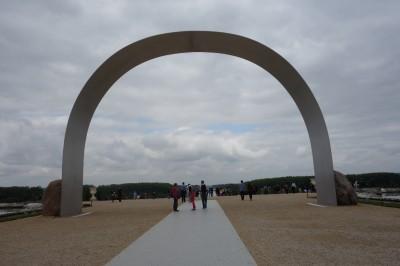 Lee Ufan, Relatum - L’Arche de Versailles