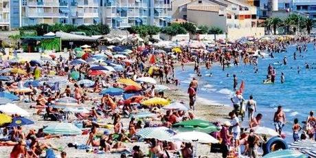 Le client mystère agit pendant l'été