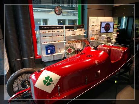 Alfa'mazing Cars au MotorVillage des Champs Elysées