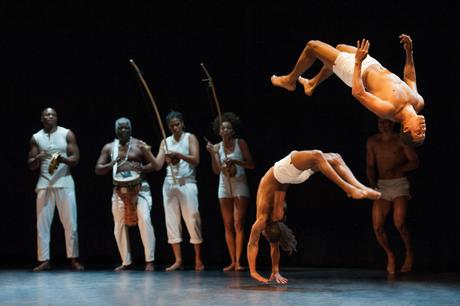 Brasil Brasileiro: une grande chorégraphie de la samba au Deutsches Theater