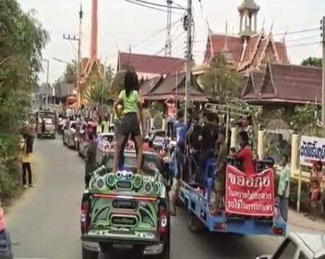 Thaïlande quand un DJ fait son ordination, c'est grandiose ! [HD]