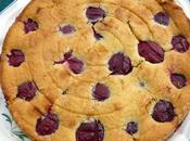 Gâteau mousseux prunes jardin