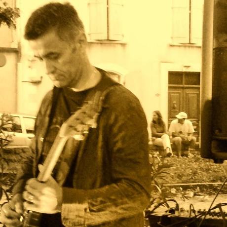 Ship of Fool's Christophe Micou, live last night in Sauve