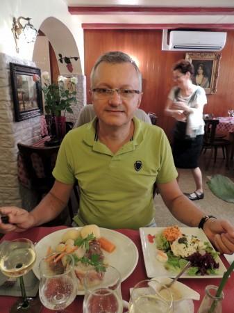 un excellent boeuf gros sel et ses crudités.... et je ne vous montre pas la tarte aux myrtilles maison