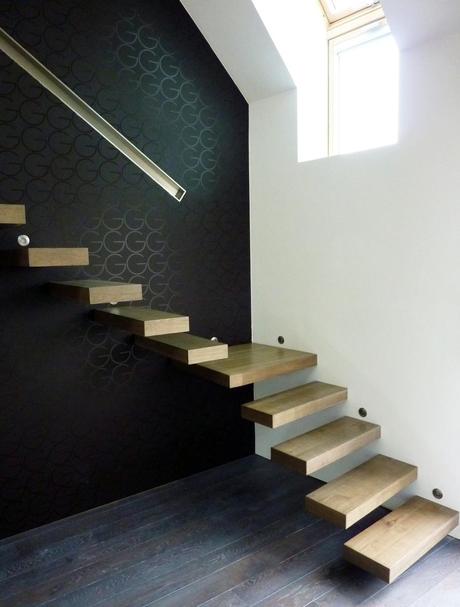 Escalier design suspendu flottant