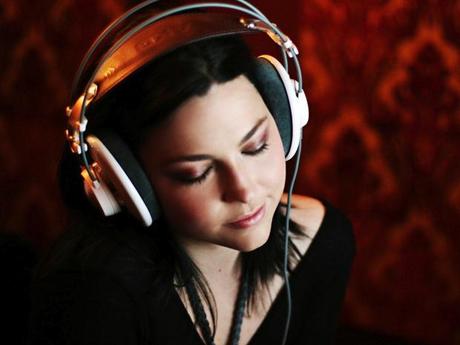 Amy Lee d'Evanescence dévoile son projet solo.
