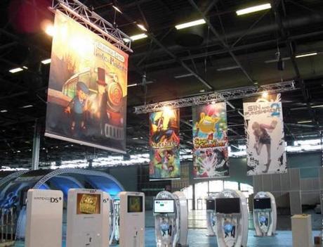 roll-up-displays-79094-5212711