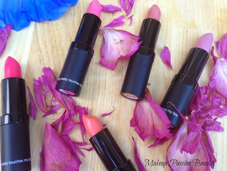Karen Murell ; les rouges à lèvres de la collection bouquet de fleurs.. Summer Bouquet lipstick review..