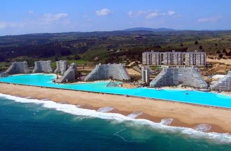 La plus grande piscine au monde au Chili à San Alfonso del Mar