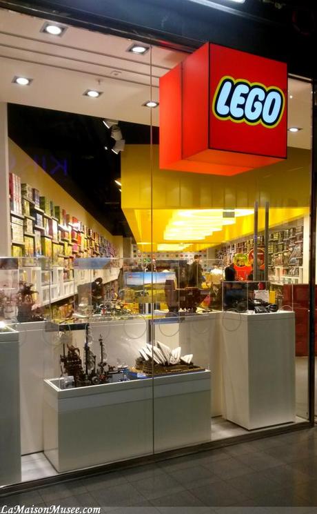 Compte-rendu] LEGO Store Lille – La boutique qui casse des briques -  Paperblog