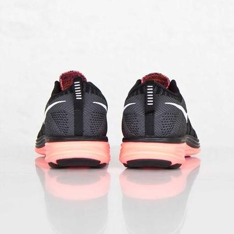 Nike Flyknit Lunar2 Chaussure running femme