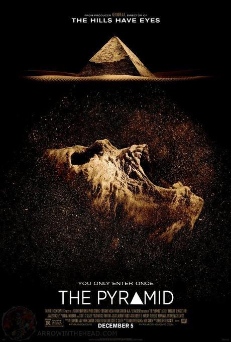 Première affiche de The Pyramid
